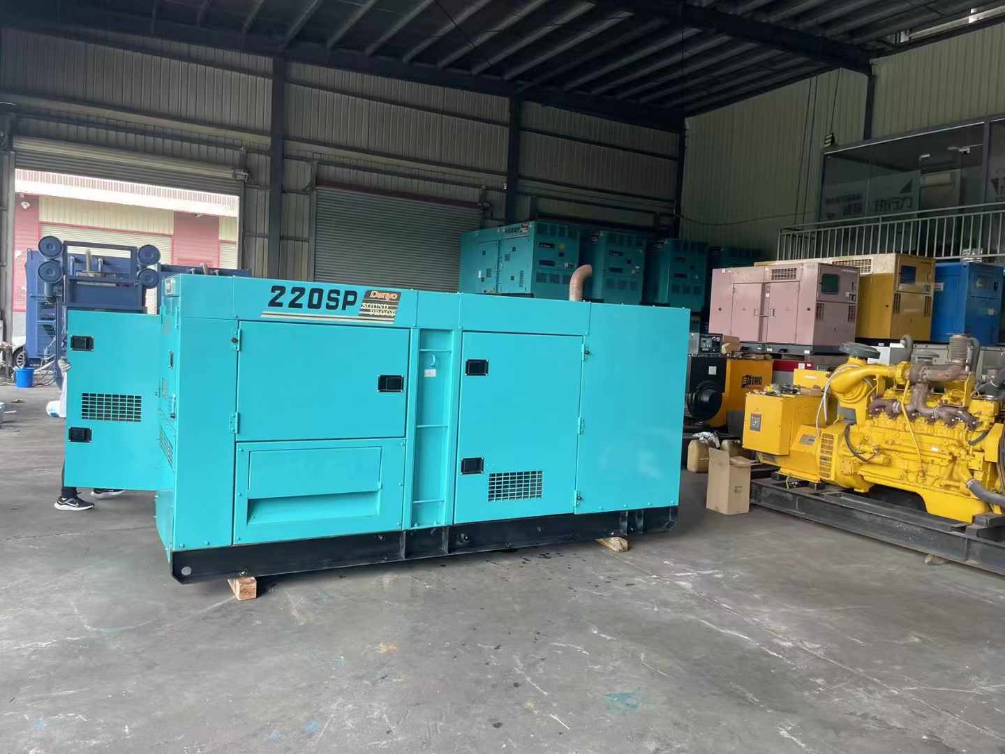 荔湾800kW 柴油发电机的输出电流波动范围是多少？