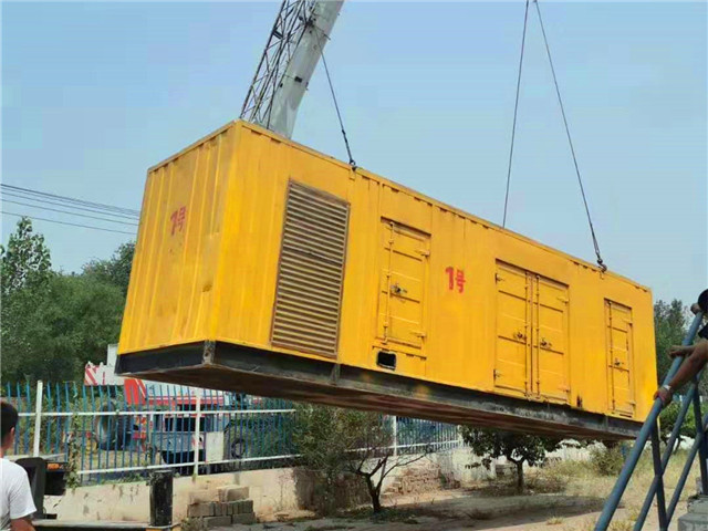 荔湾300KW柴油发电机组油耗是多少？
