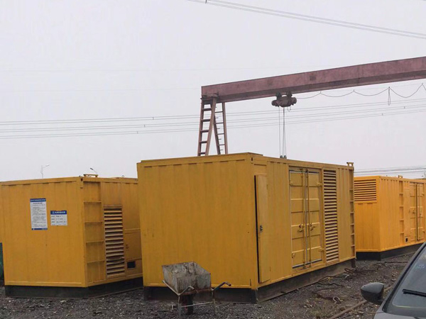 荔湾100kw柴油发电机组每小时油耗？