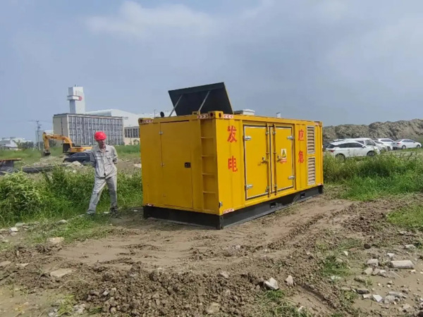 荔湾200KW柴油发电机机组每小时的油耗量受哪些因素影响？